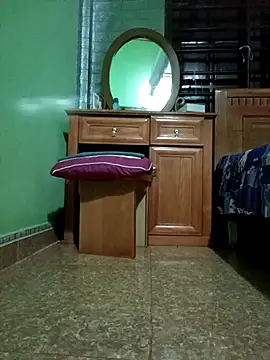 SexyQueen99 online show from 03-18-26, 09:59