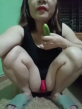 SexyQueen99 online show from 06-28-26, 09:32