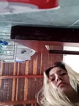 Snapshot of cameron_06 chatting on 11-29-25, 05:02 cameron 06 online show from 11-29-25, 05:02