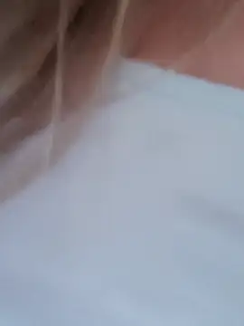 Snapshot of cameron_06 chatting on 11-25-25, 04:40 cameron 06 online show from 11-25-25, 04:40