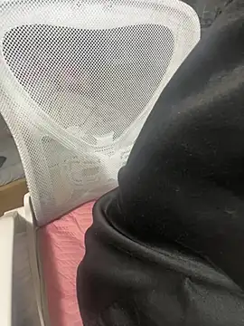 Snapshot of Mina048 chatting on 01-08-26, 05:19 Mina048 online show from 01-08-26, 05:19