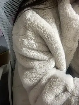 Snapshot of Mina048 chatting on 01-09-26, 05:42 Mina048 online show from 01-09-26, 05:42