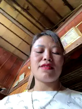 Snapshot of MychuSweet chatting on 10-05-25, 02:57 MychuSweet online show from 10-05-25, 02:57