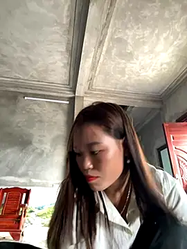 Snapshot of MychuSweet chatting on 10-17-25, 06:50 MychuSweet online show from 10-17-25, 06:50