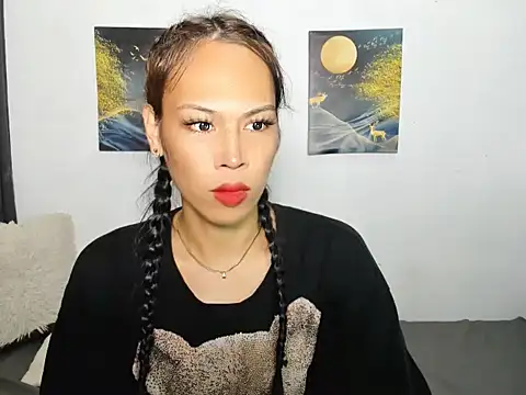 Savanna White online show from 11-14-25, 06:50