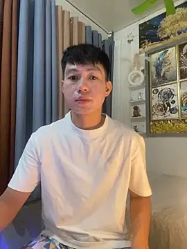 xshyboyx online show from 10-29-25, 03:05