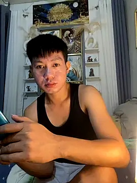 xshyboyx online show from 10-07-25, 02:07