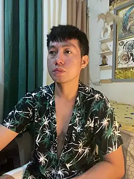 xshyboyx online show from 07-04-26, 11:49