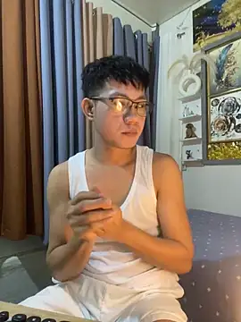 xshyboyx online show from 11-06-25, 11:14