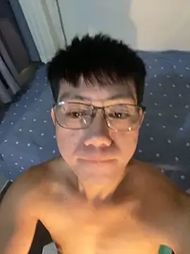 xshyboyx online show from 10-17-25, 04:27