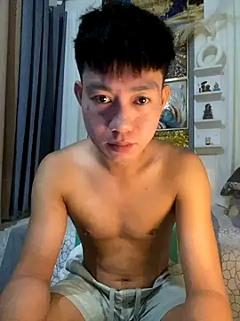 xshyboyx online show from 09-19-25, 03:49