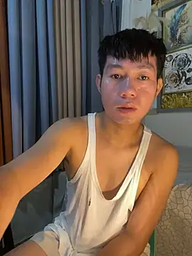 xshyboyx online show from 02-12-26, 03:06