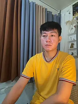 xshyboyx online show from 02-01-26, 01:48