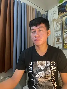 xshyboyx online show from 02-05-26, 02:40