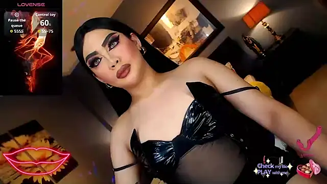 FridaHumphrey online show from 03-22-26, 06:53