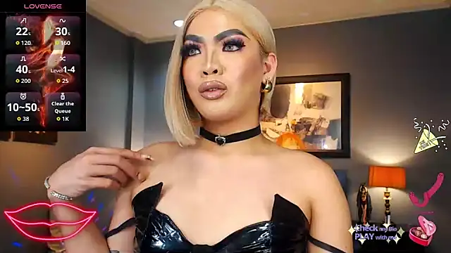 FridaHumphrey online show from 09-15-25, 05:24