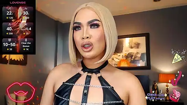 FridaHumphrey online show from 09-22-25, 05:08