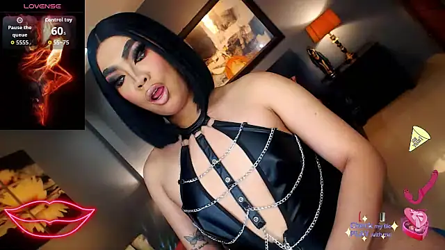 FridaHumphrey online show from 11-17-25, 06:34