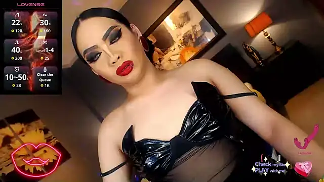 FridaHumphrey online show from 03-15-26, 06:59