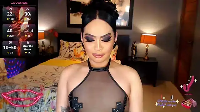 FridaHumphrey online show from 02-25-26, 06:52