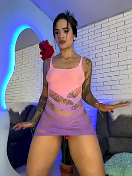 Snapshot of Im_Fernanda chatting on 10-05-25, 10:50 Im Fernanda online show from 10-05-25, 10:50