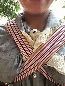 ThiHa003 online show from 04-10-26, 10:33