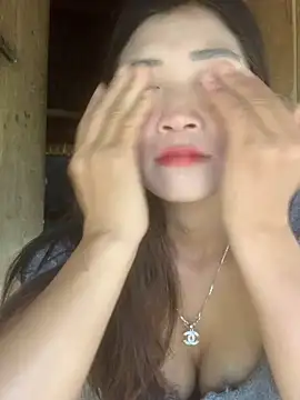 ThiHa003 online show from 11-13-25, 03:10