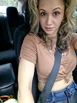 Miasiren online show from 12-04-25, 03:22