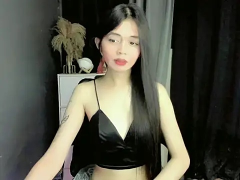 LexiLove online show from 11-05-25, 01:36