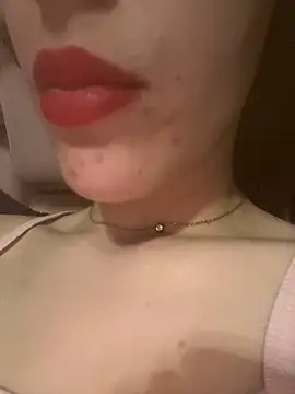 Mimisixo online show from 06-17-26, 05:51