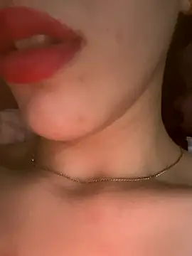 Mimisixo online show from 09-17-25, 01:02