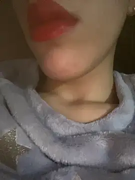 Mimisixo online show from 11-19-25, 10:43