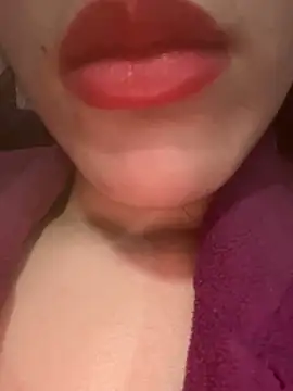 Mimisixo online show from 04-10-26, 10:39