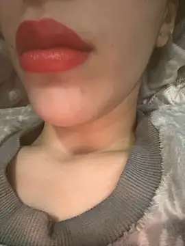 Mimisixo online show from 02-19-26, 12:29