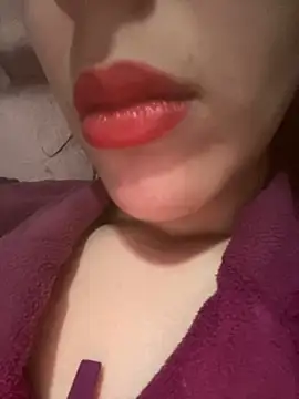 Mimisixo online show from 04-12-26, 06:55