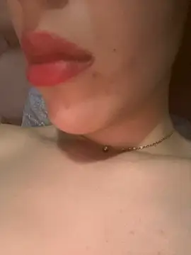 Mimisixo online show from 07-18-26, 01:47