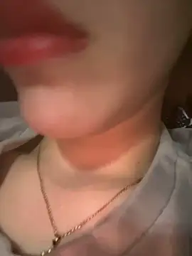 Mimisixo online show from 04-07-26, 10:33