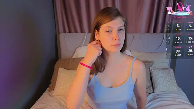 BeatrixCarIeton online show from 09-19-25, 06:56