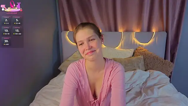 BeatrixCarIeton online show from 09-25-25, 06:47