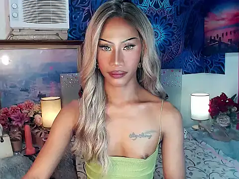 sassylatina online show from 02-22-26, 03:02