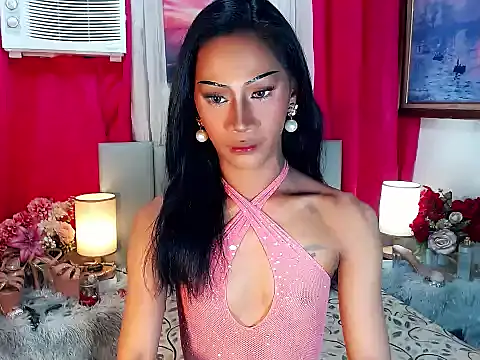 sassylatina online show from 11-21-25, 04:50