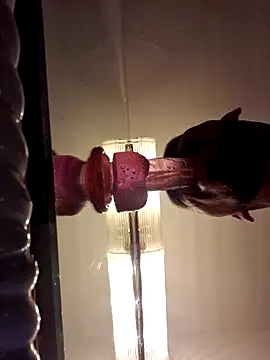 Cnutt310 online show from 11-08-25, 05:22