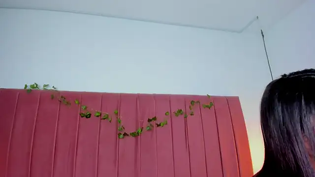Snapshot of ana_foxi chatting on 06-13-26, 09:13 ana foxi online show from 06-13-26, 09:13