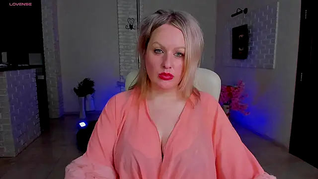 MariemLui online show from 11-11-25, 09:31