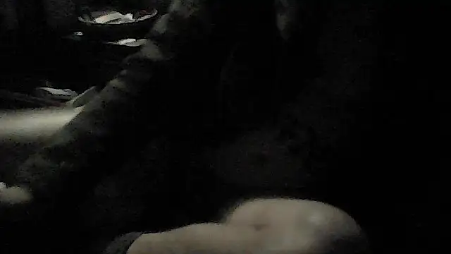 Twoslipperywhenwett online show from 11-20-25, 07:36