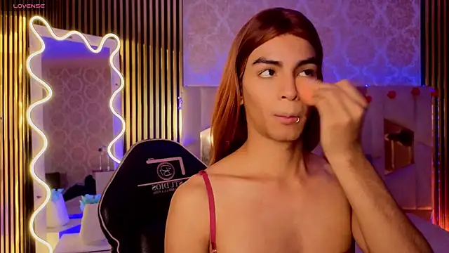 LIHIAN TAY online show from 03-16-26, 12:42