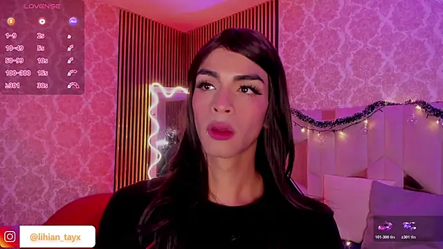 LIHIAN TAY online show from 12-19-25, 03:43