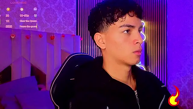 LIHIAN TAY online show from 04-10-26, 12:23