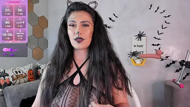 saritass  online show from 10-30-25, 02:32