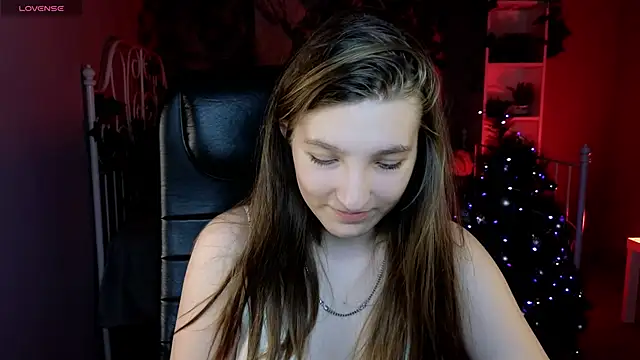 Mia Myles online show from 12-21-25, 10:28